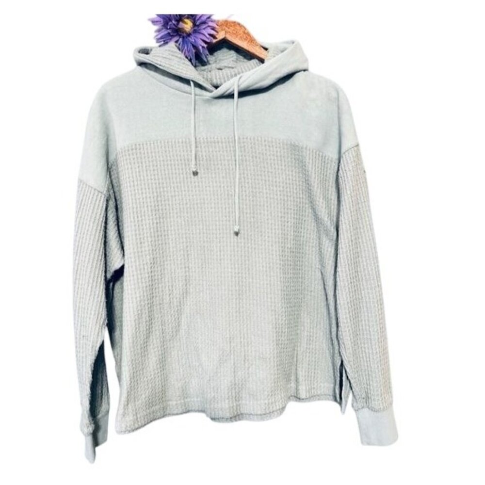 Urban outfitters Sage Green Waffle Hoodie Small